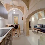 Beautiful, Designer 2br In Heart Of By 360 Estates Apartment *