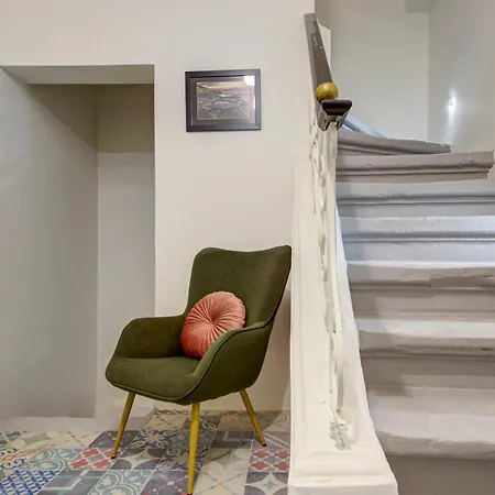 Beautiful, Designer 2br In Heart Of By 360 Estates