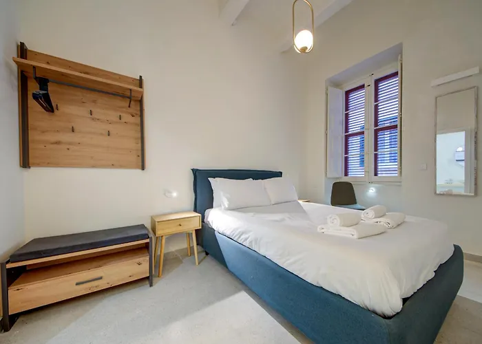 Beautiful, Designer 2br In Heart Of By 360 Estates *