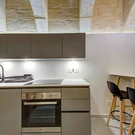 Beautiful, Designer 2br In Heart Of By 360 Estates *