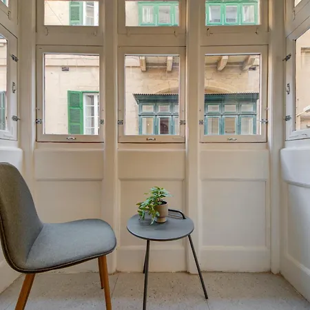 Beautiful, Designer 2br In Heart Of By 360 Estates Valletta