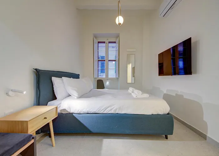 Beautiful, Designer 2br In Heart Of By 360 Estates Apartamento *