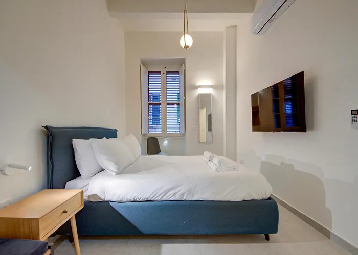 Apartamento Beautiful, Designer 2br In Heart Of By 360 Estates *