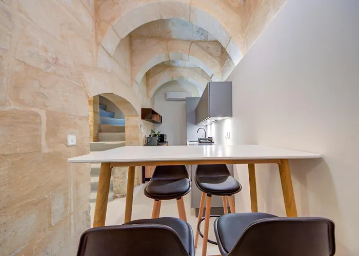 Beautiful, Designer 2br In Heart Of By 360 Estates Βαλέτα