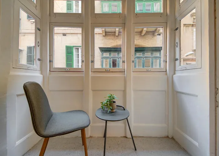 Beautiful, Designer 2br In Heart Of By 360 Estates Valeta